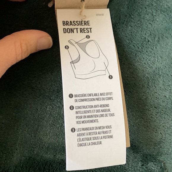 Adidas primeblue bra medium support XS NWT - Picture 10 of 13